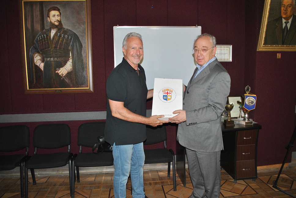 მაიკლ ქაუგილის ვიზიტი სოხუმის სახელმწიფო უნივერსიტეტში.